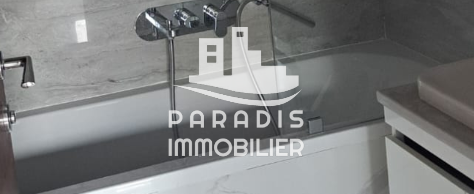 Appartement S+2 a vendre à chotrana - salle de bain